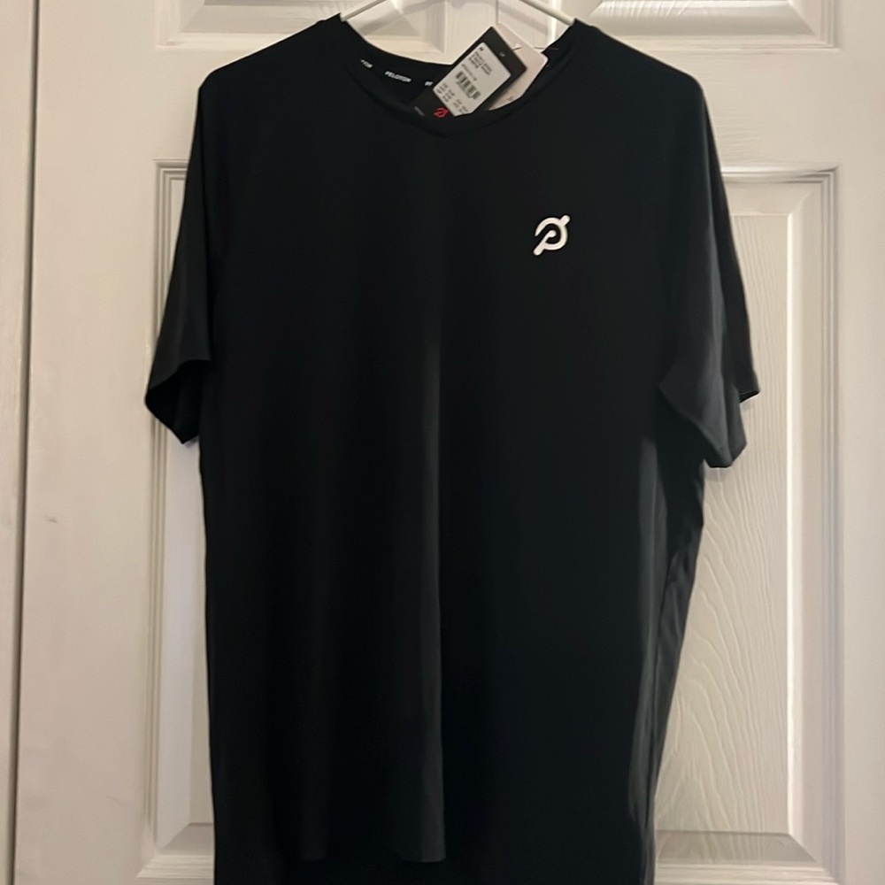 Brand new men’s peloton t shirt